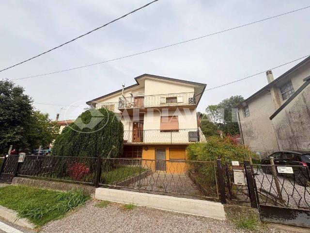 Appartamento in vendita a Sesto Al Reghena, Friuli-Venezia Giulia