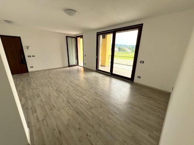 Appartamento in vendita a Oneda, Sesto Calende