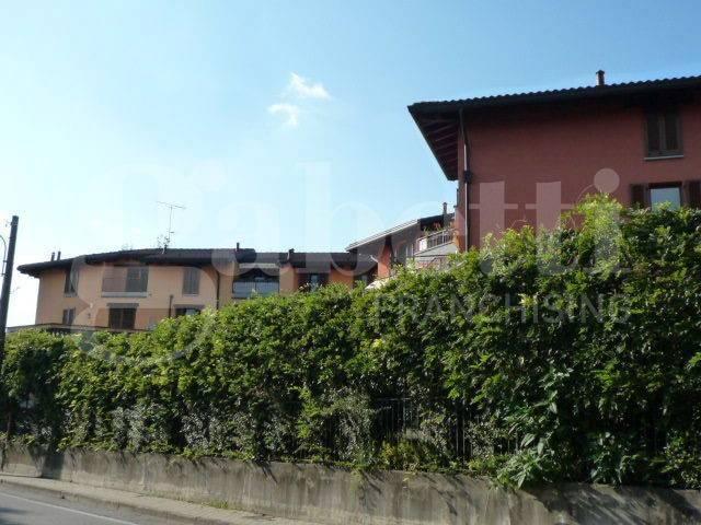 Appartamento in vendita a Lisanza, Sesto Calende