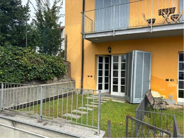 Appartamento in vendita a Oneda, Sesto Calende