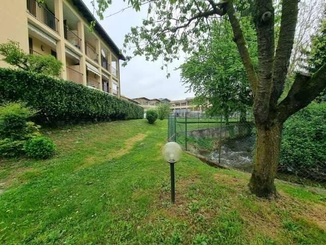 Appartamento in vendita a Abbazia, Sesto Calende
