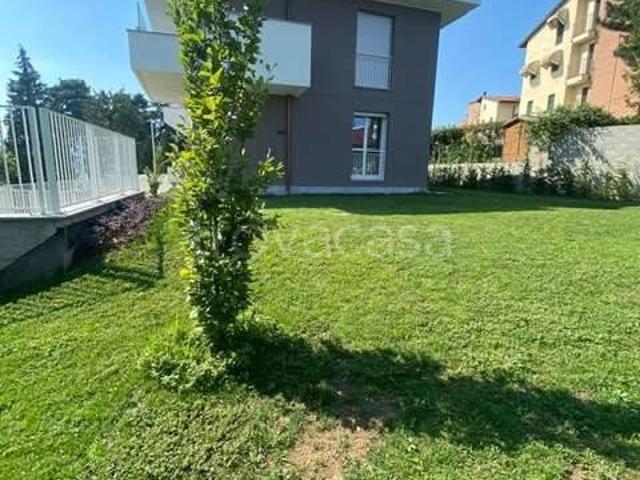 Appartamento in vendita a Abbazia, Sesto Calende