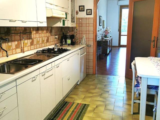 Appartamento in vendita a Colonnata, Sesto Fiorentino