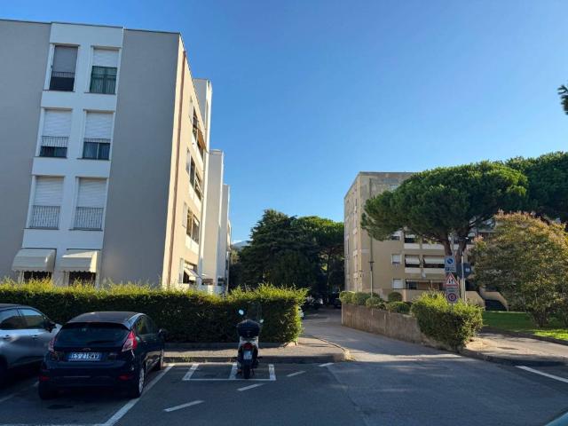 Appartamento in vendita a Villa Manierta, Sestri Levante