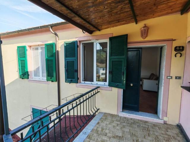 Appartamento in vendita a Ponzerone, Sestri Levante