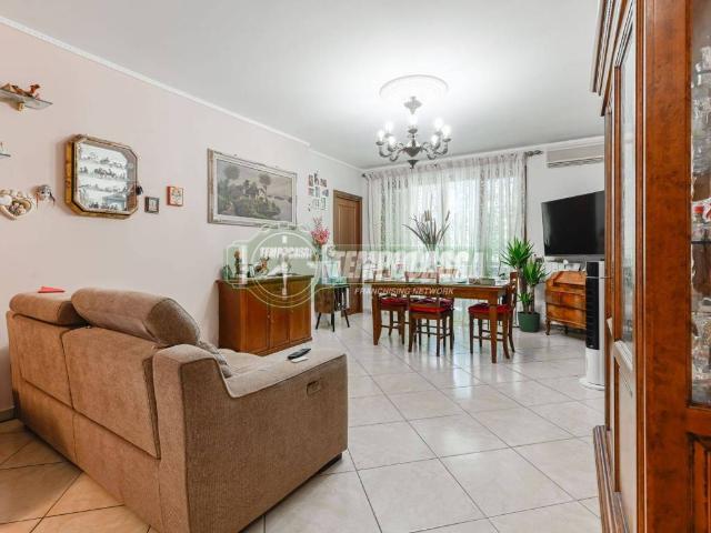 Appartamento in vendita a Settala, Lombardia
