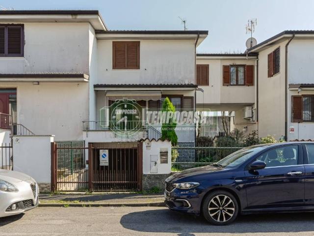 Villa Schiera in vendita a Cascina Castelletto, Settala