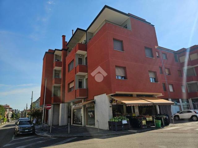 Appartamento in vendita a Cascine Olona, Settimo Milanese