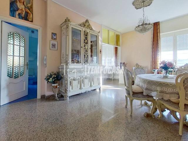 Appartamento in vendita a Seveso, Lombardia