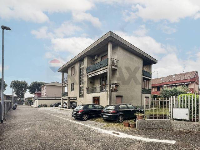 Appartamento in vendita a Seveso, Lombardia