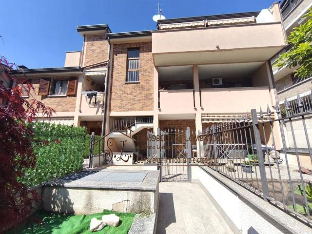 Appartamento in vendita a Seveso, Lombardia