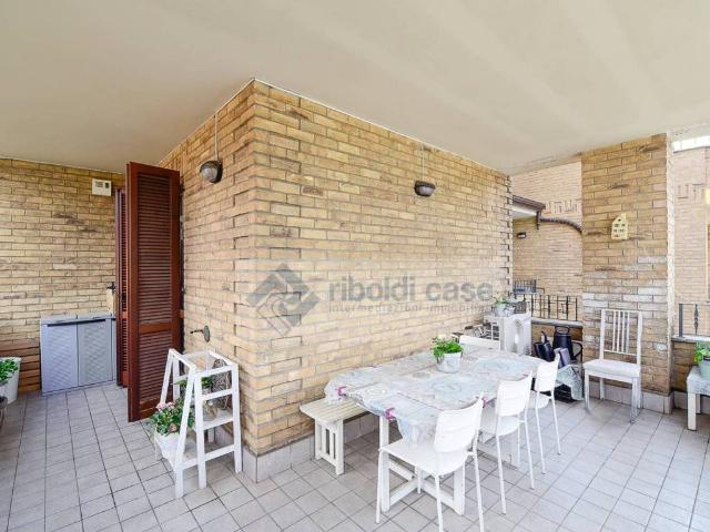 Appartamento in vendita a Seveso, Lombardia