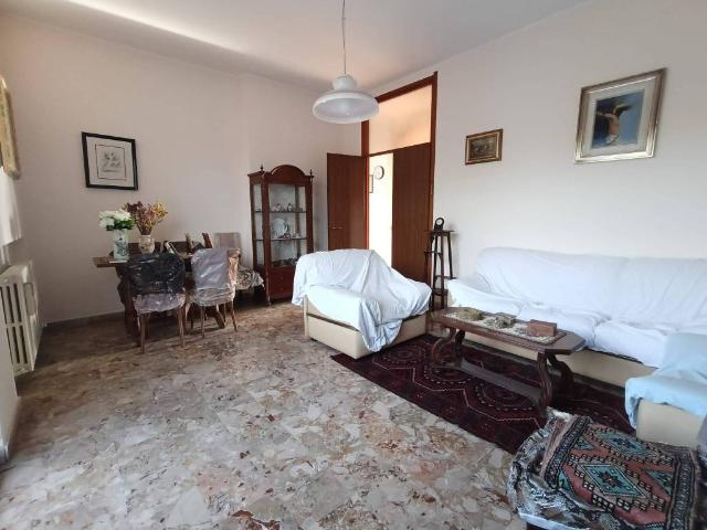 Appartamento in vendita a Seveso, Lombardia