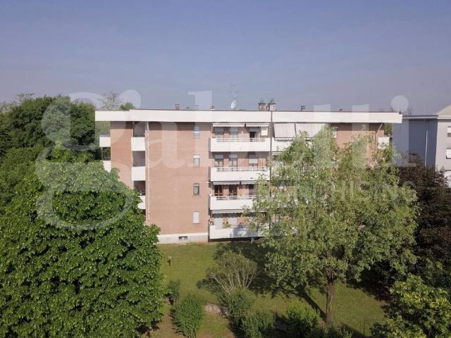 Appartamento in vendita a Seveso, Lombardia