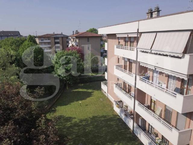 Appartamento in vendita a Seveso, Lombardia
