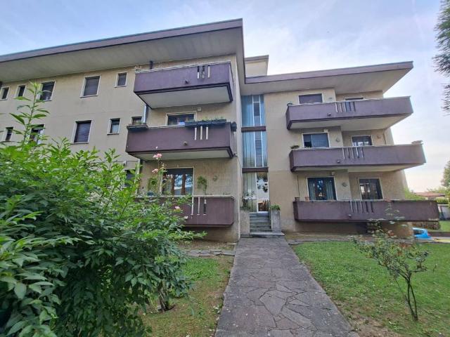 Appartamento in vendita a Seveso, Lombardia