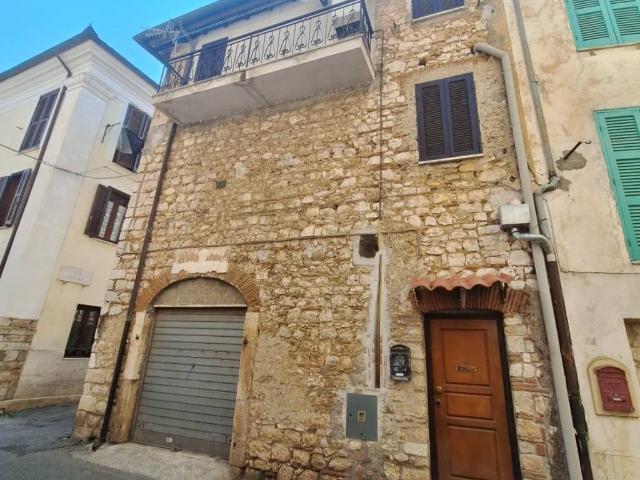 Appartamento in vendita a Sezze, Lazio