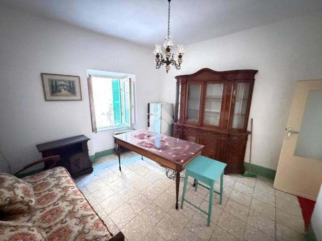 Appartamento in vendita a Sgurgola, Lazio
