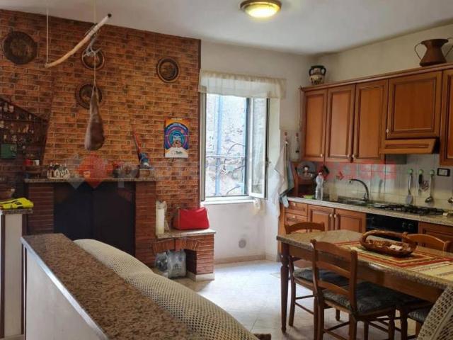 Appartamento in vendita a Sgurgola, Lazio