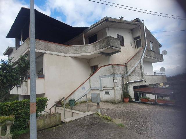 Appartamento in vendita a Sgurgola, Frosinone