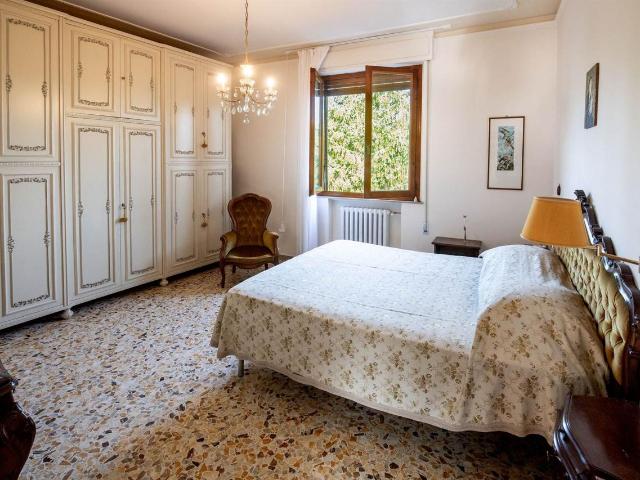 Appartamento in vendita a Siena, Toscana