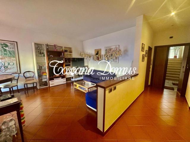 Appartamento in vendita a Ravacciano, Siena