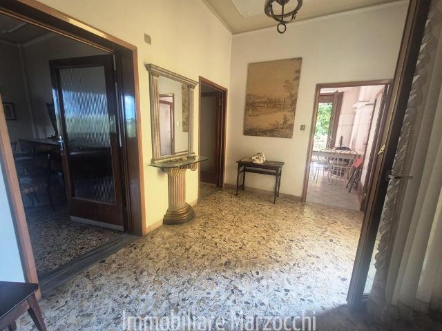 Appartamento in vendita a Ravacciano, Siena