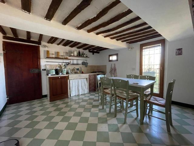 Appartamento in vendita a Costalpino, Siena