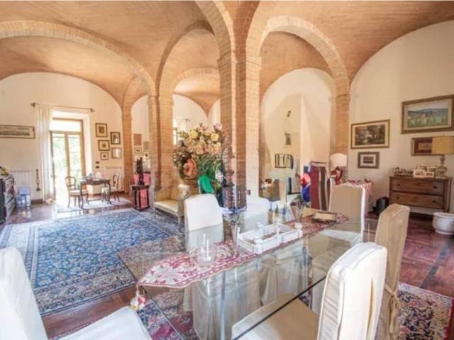 Appartamento in vendita a Due Ponti, Siena