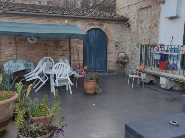Appartamento in vendita a Ravacciano, Siena