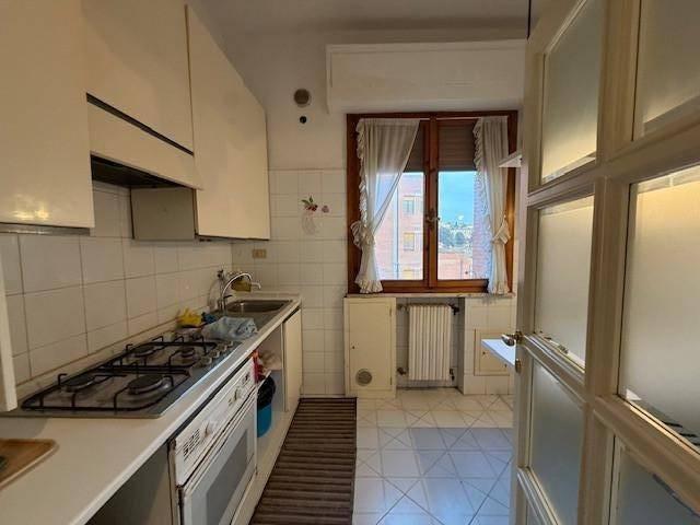 Appartamento in vendita a Ravacciano, Siena