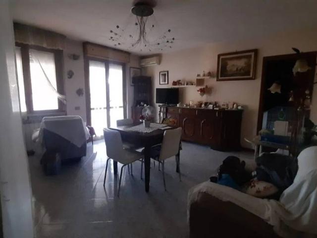 Appartamento in vendita a Isola d'Arbia, Siena