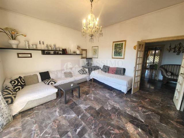 Appartamento in vendita a Siena, Toscana