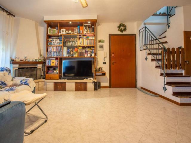Appartamento in vendita a Siena, Toscana