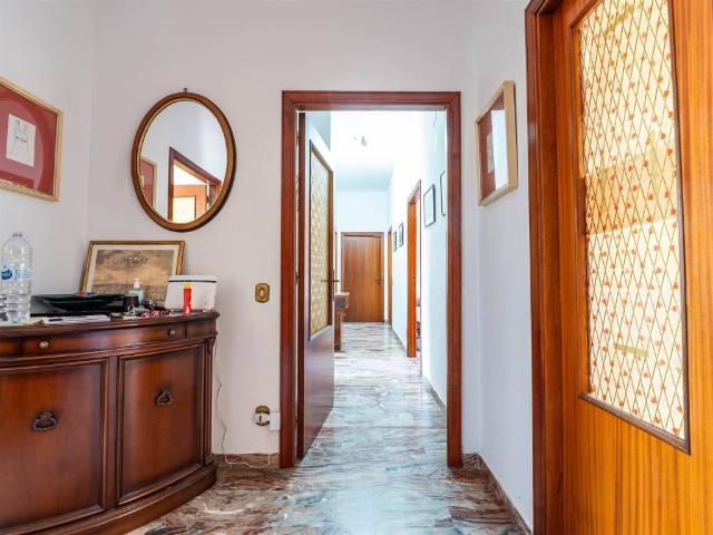 Appartamento in vendita a Siena, Toscana