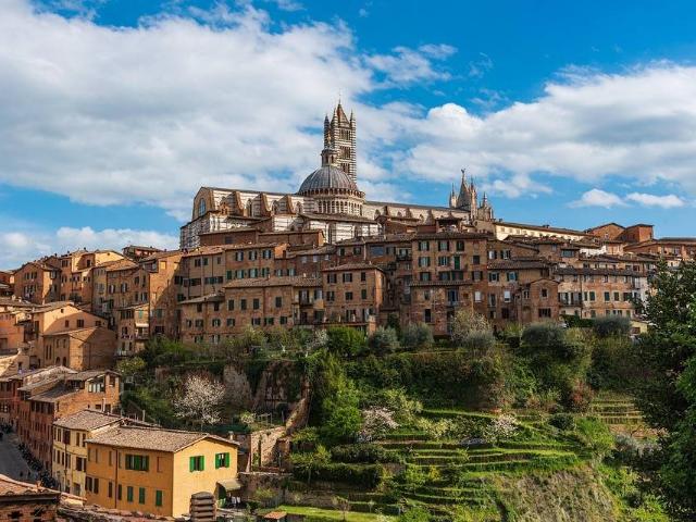 Appartamento in vendita a Siena, Toscana