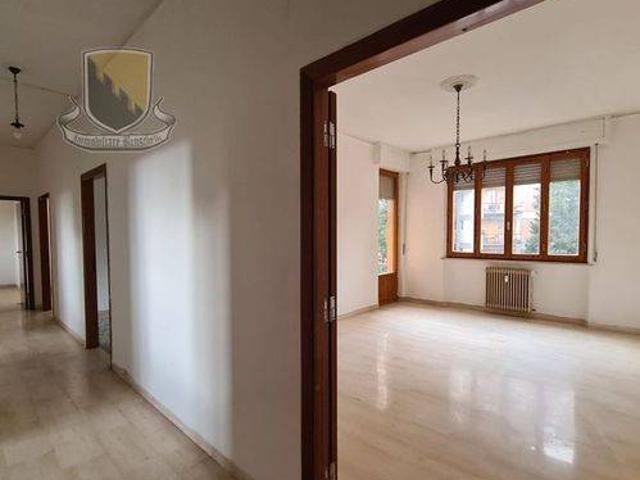Appartamento in vendita a Contrada della Civetta, Siena