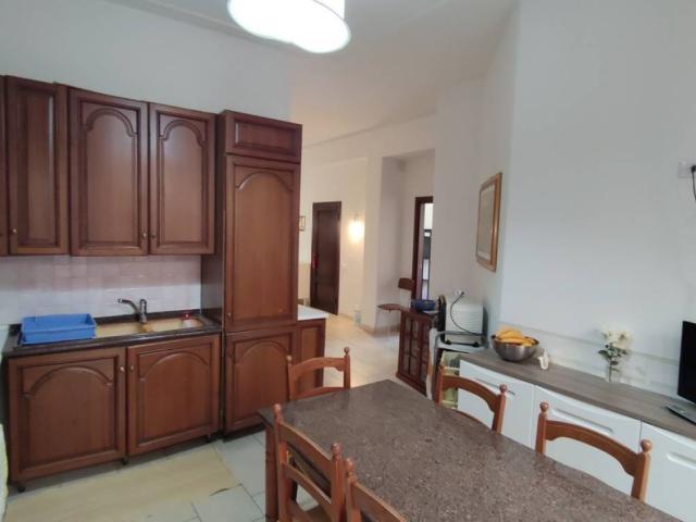 Appartamento in vendita a Camollia, Siena