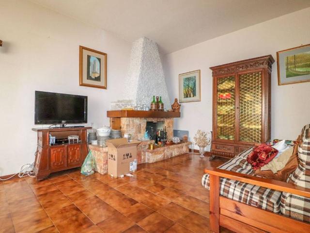 Appartamento in vendita a Siena, Toscana