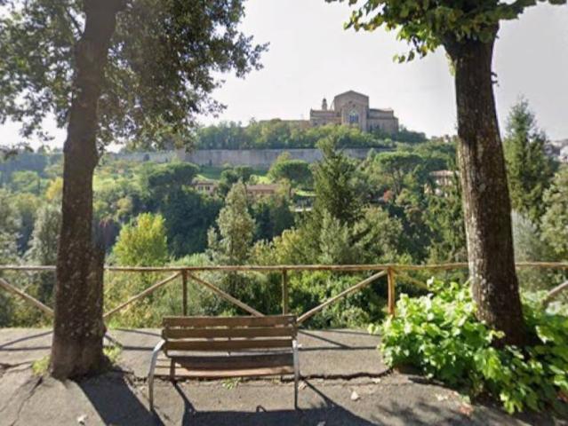 Appartamento in vendita a Ravacciano, Siena