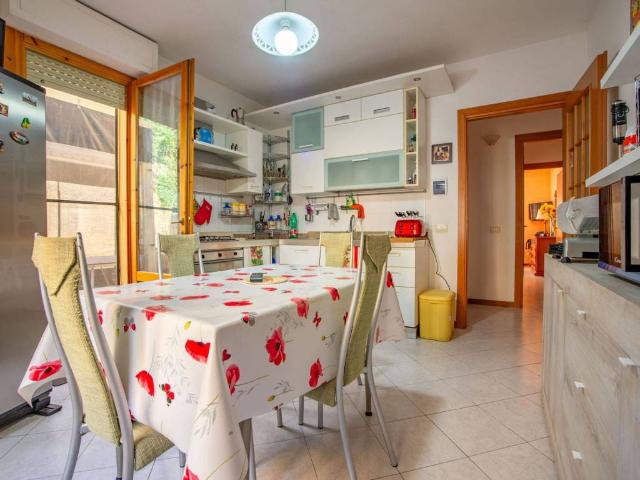 Appartamento in vendita a Ravacciano, Siena