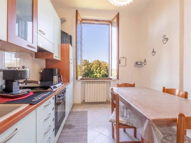 Appartamento in vendita a Ravacciano, Siena