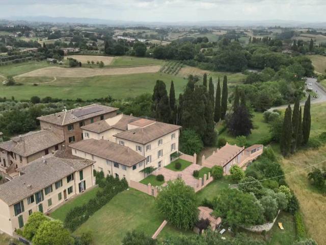 Appartamento in vendita a Siena, Toscana