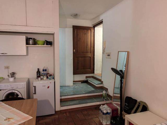 Appartamento in vendita a Camollia, Siena