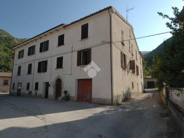 Appartamento in vendita a Sigillo, Umbria