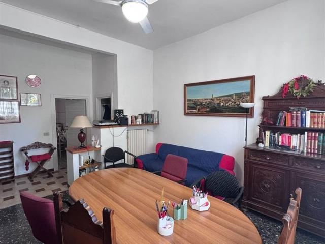 Appartamento in vendita a Signa, Toscana