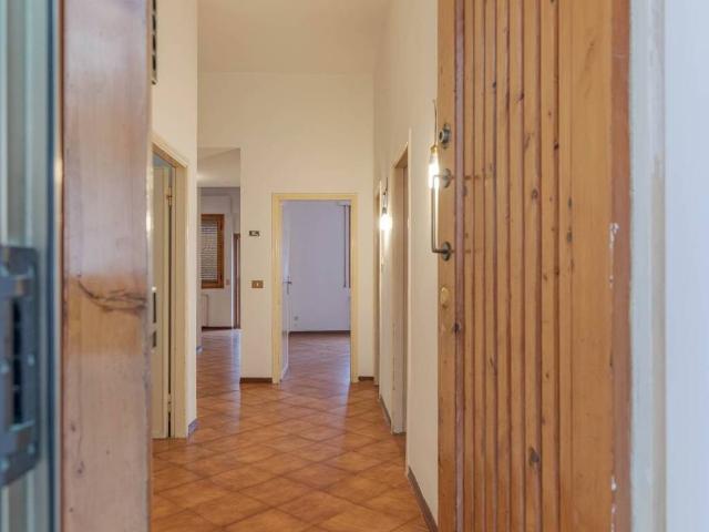 Appartamento in vendita a Signa, Toscana