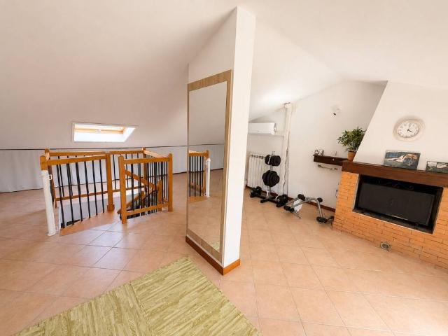 Appartamento in vendita a Signa, Toscana