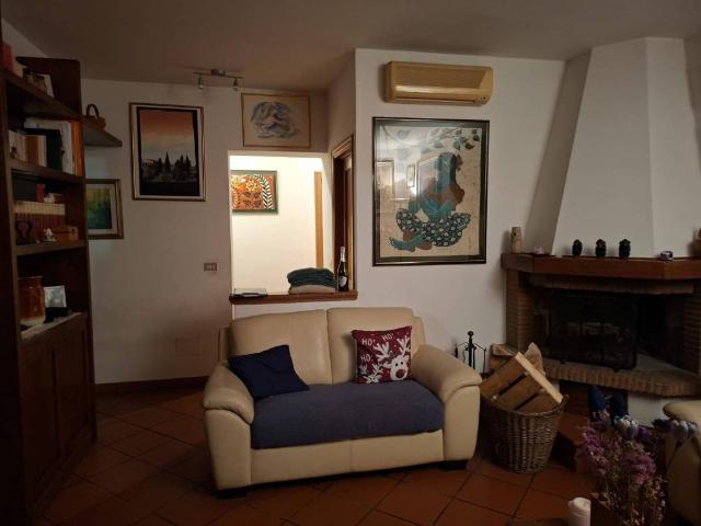 Appartamento in vendita a Signa, Toscana