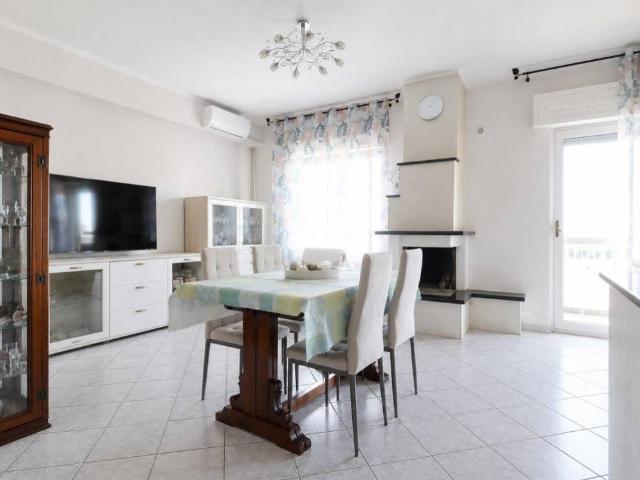 Appartamento in vendita a Silvi, Abruzzo